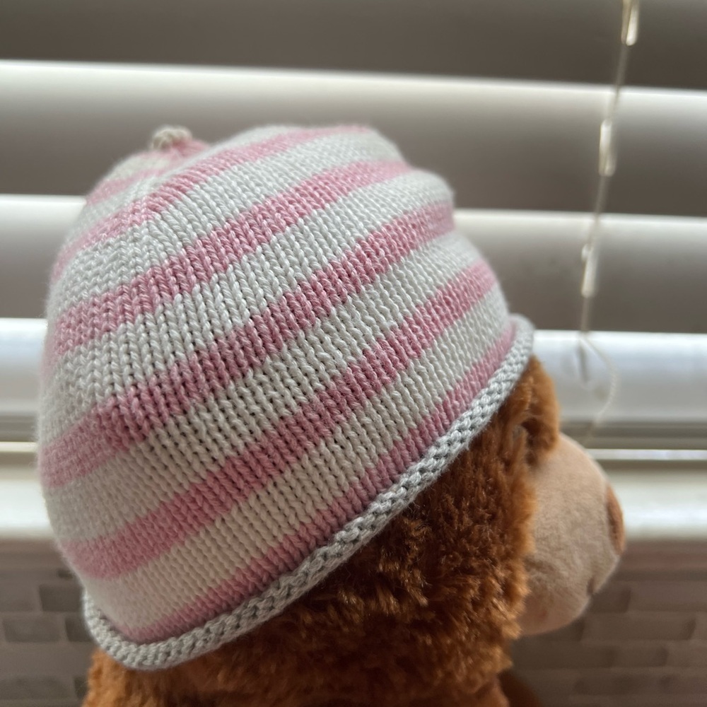 Baby gap Pink and White Striped Knit Beanie newborn